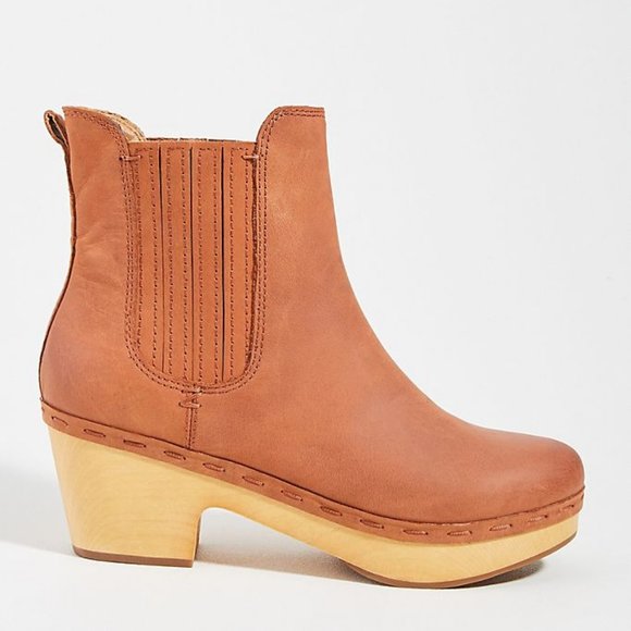 frye clog booties